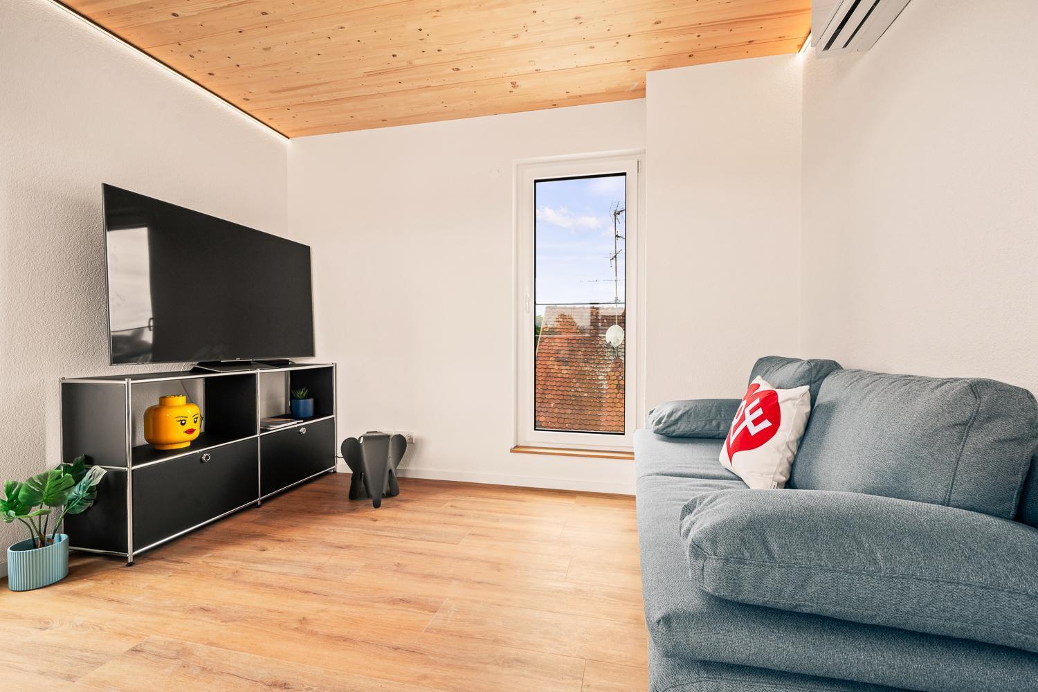 Penthouse Mit Traumhafter Terrasse Klimatisiert Apartment Friedrichshafen Exterior photo